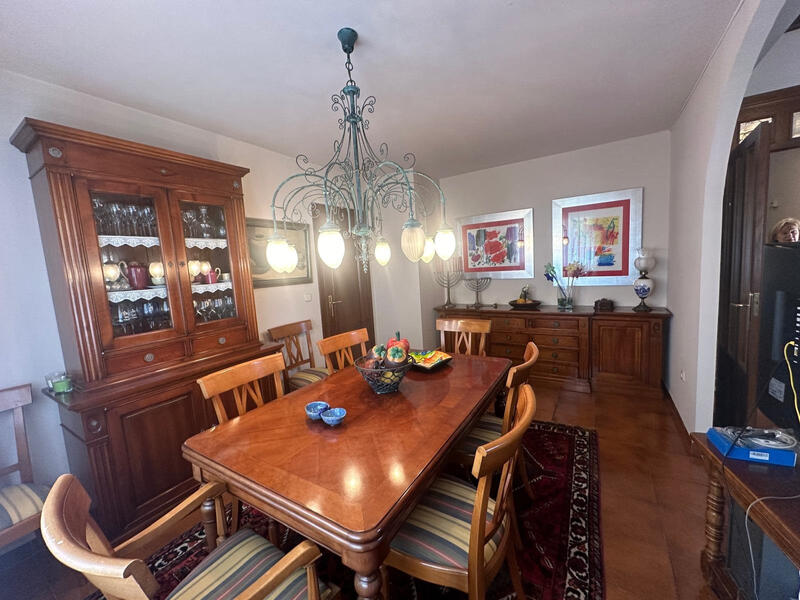 4 bedroom Villa for sale