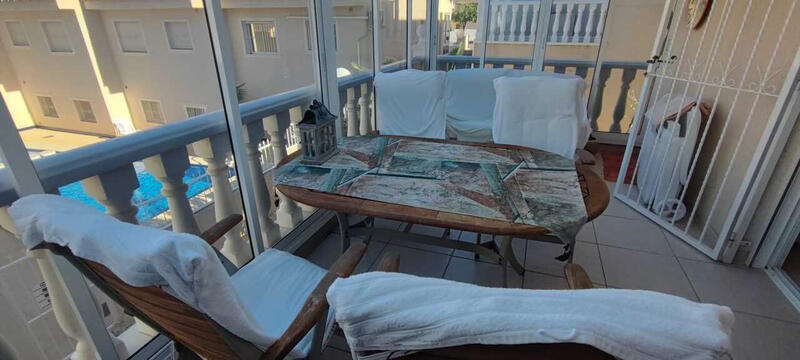 4 Schlafzimmer Stadthaus zu verkaufen