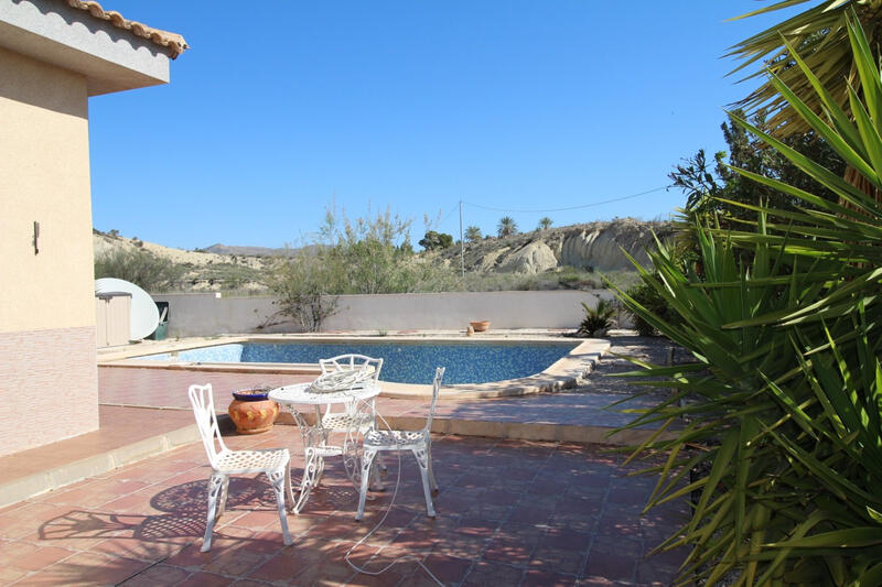 3 Cuarto Villa en venta