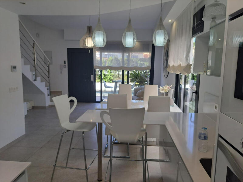3 Schlafzimmer Villa zu verkaufen