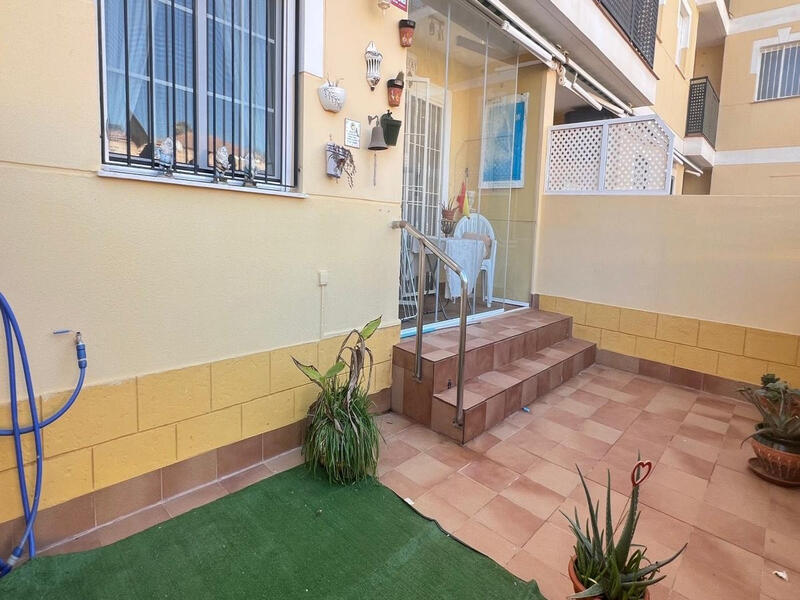 3 bedroom Apartment for sale
