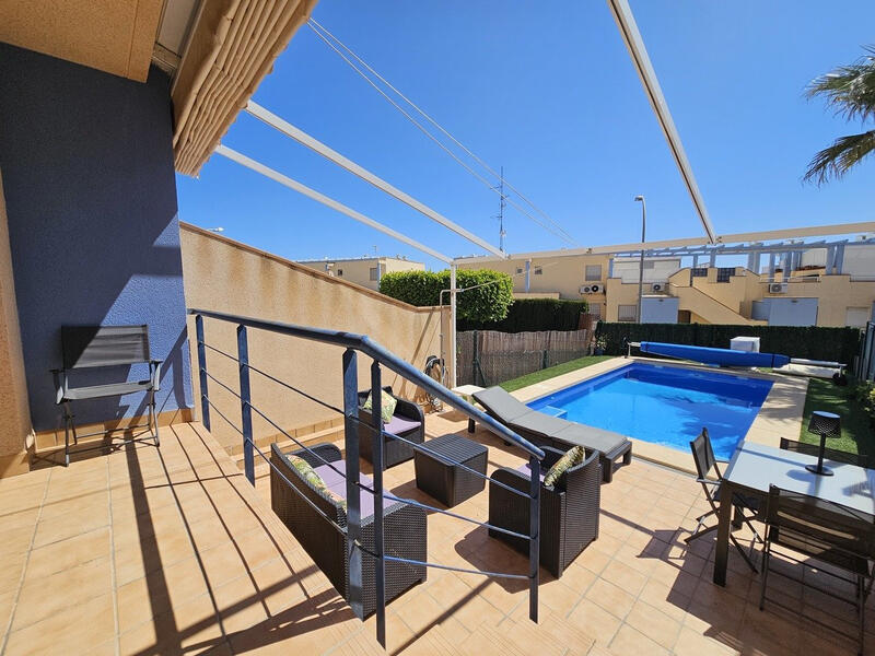 3 Cuarto Villa en venta