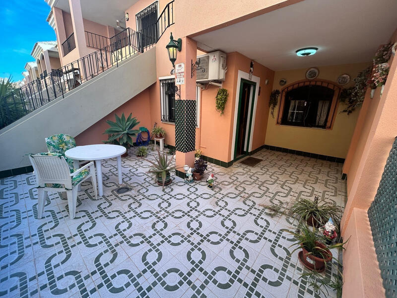 Villa til salg i Los Alcazares, Murcia