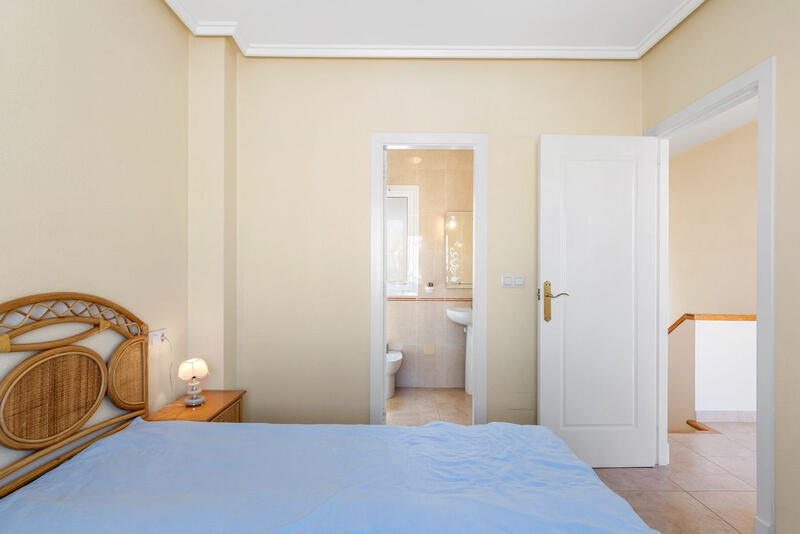 2 Cuarto Dúplex en venta