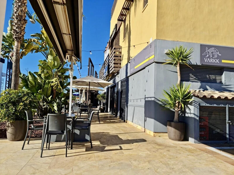 Övrig till salu i Villamartin, Alicante