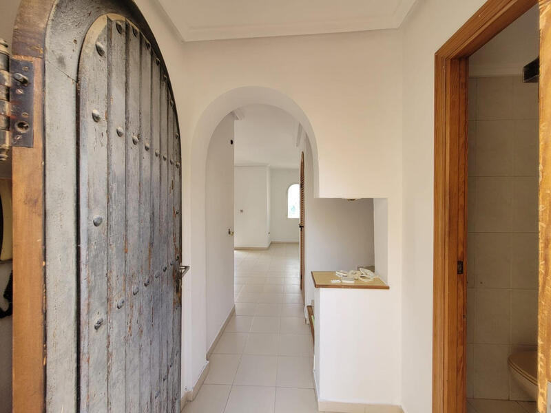 3 bedroom Townhouse for sale