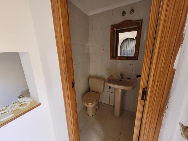 3 bedroom Townhouse for sale