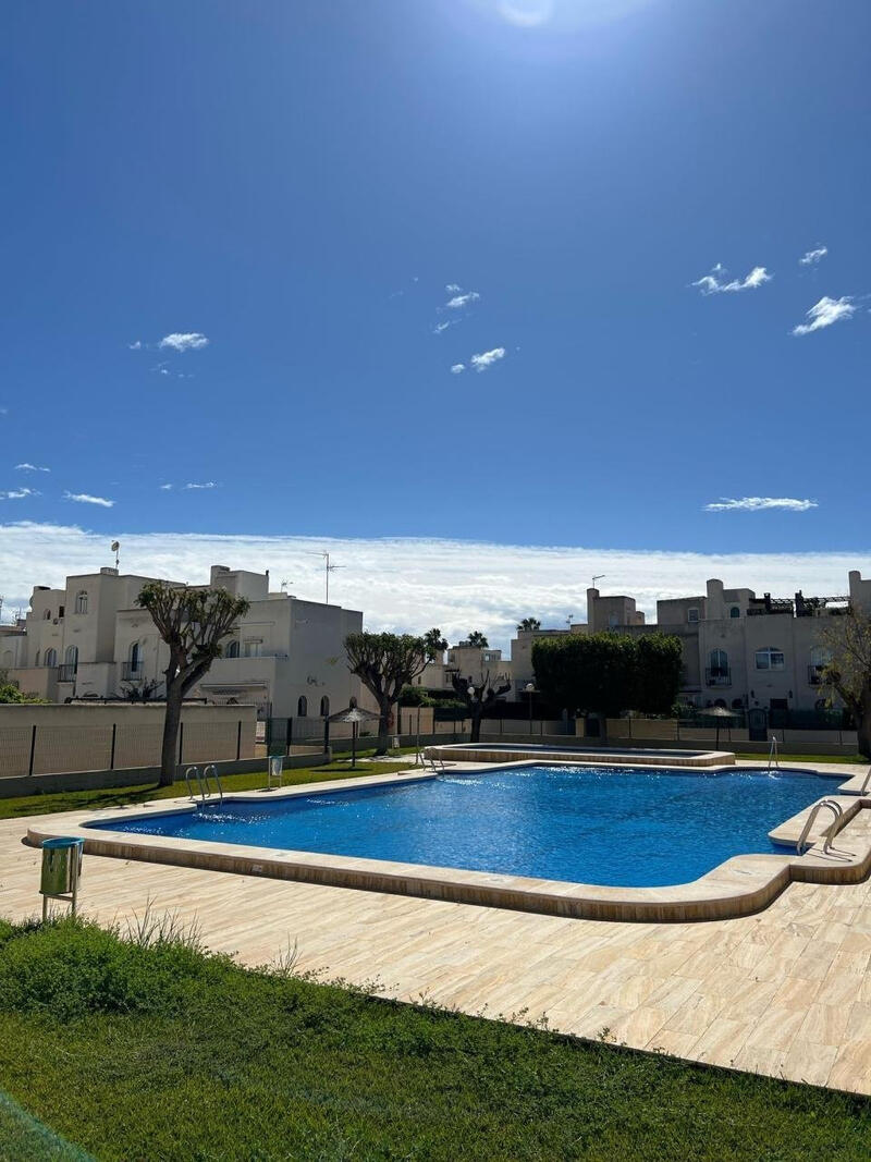 3 bedroom Townhouse for sale