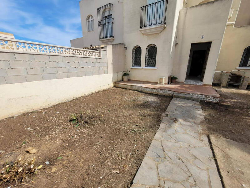 3 bedroom Townhouse for sale