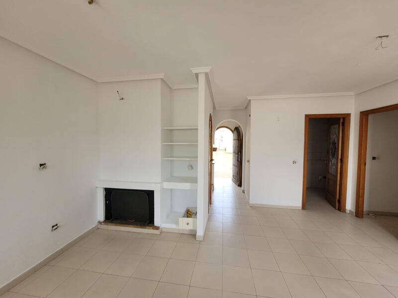 3 bedroom Townhouse for sale