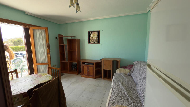 1 Cuarto Villa en venta