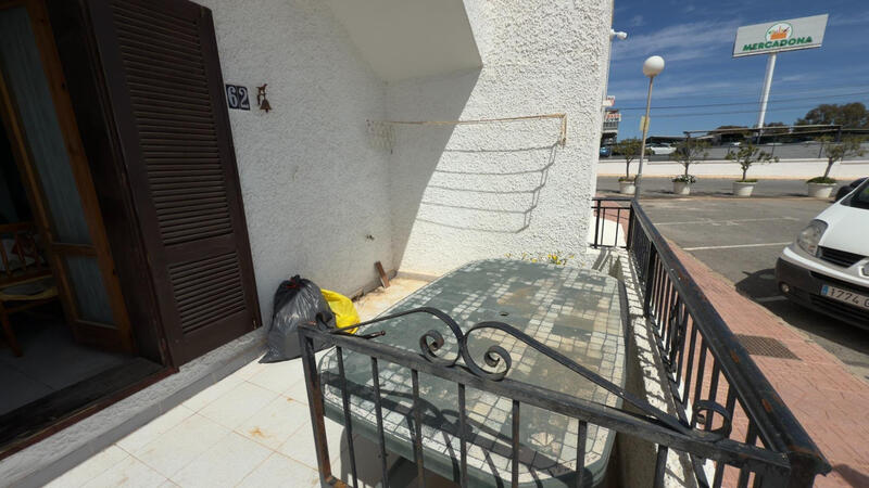 1 Cuarto Villa en venta