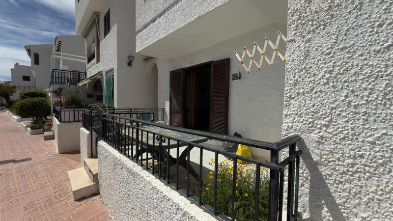 1 Cuarto Villa en venta