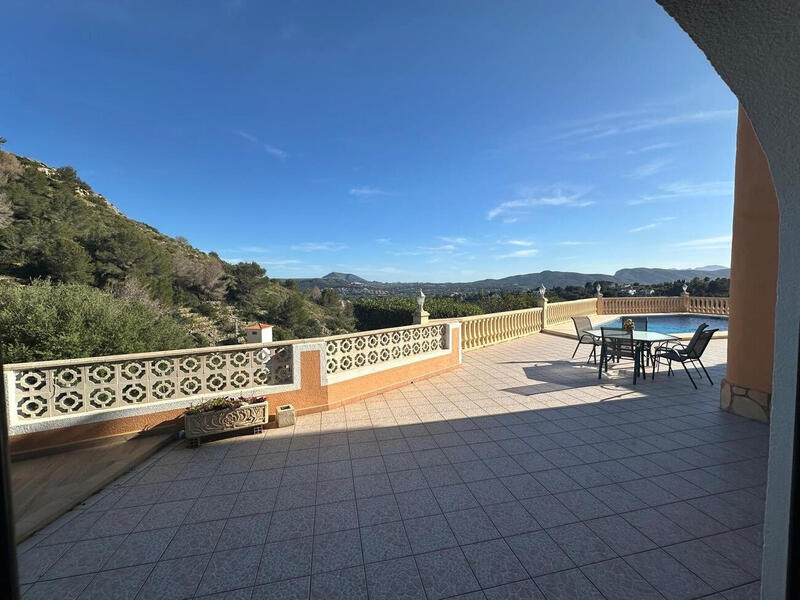 4 bedroom Villa for sale