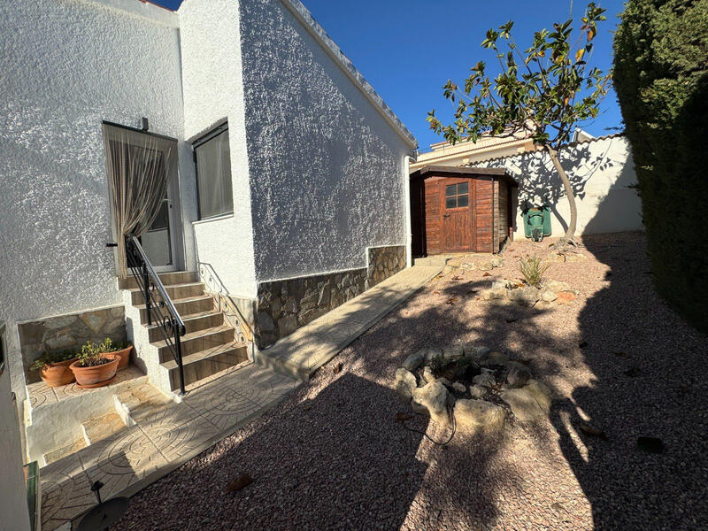 5 bedroom Villa for sale