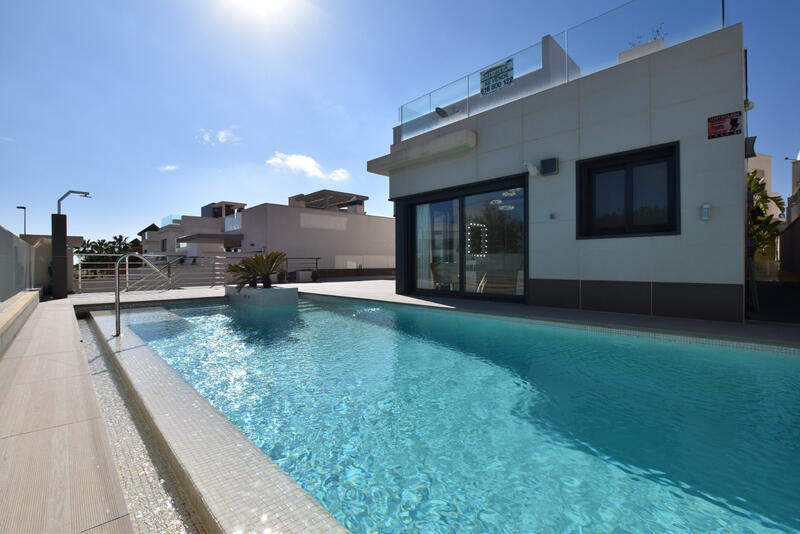 5 slaapkamer Villa Te koop