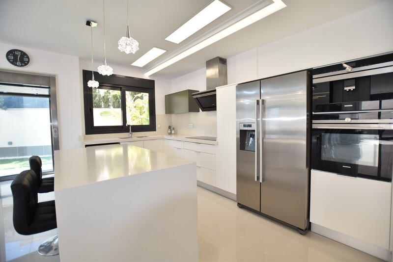 5 slaapkamer Villa Te koop