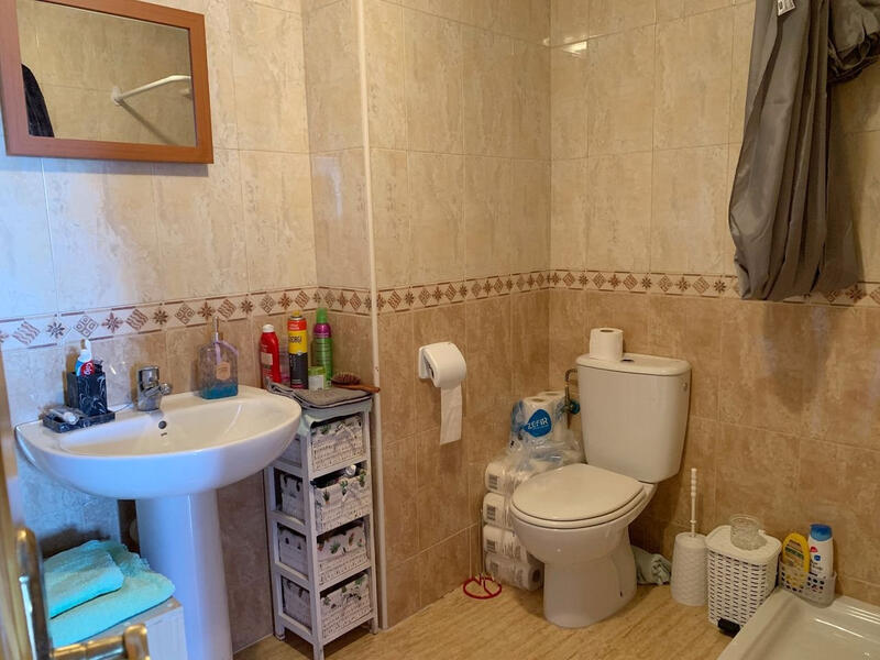 2 спальная комната квартира продается