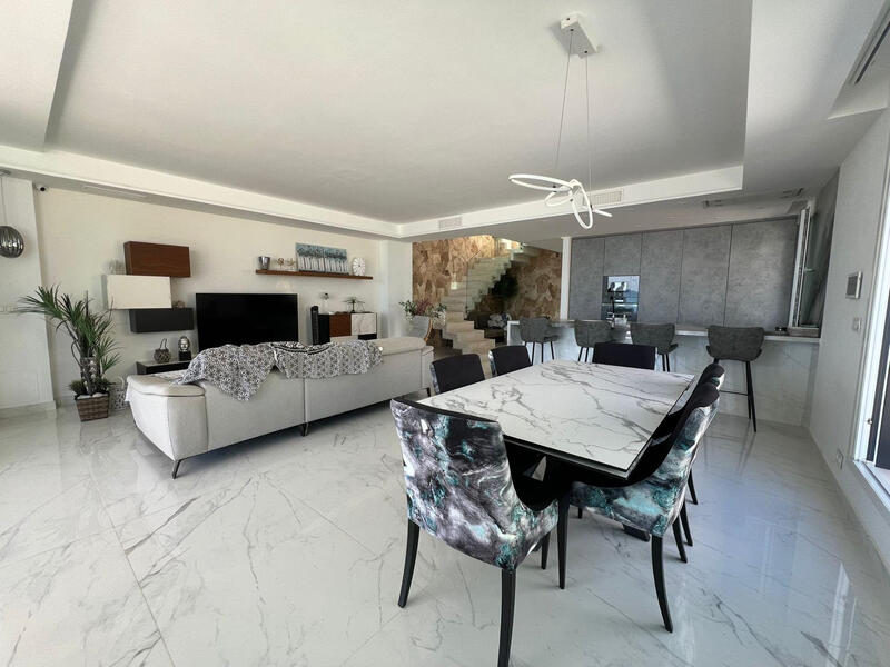 5 Cuarto Villa en venta