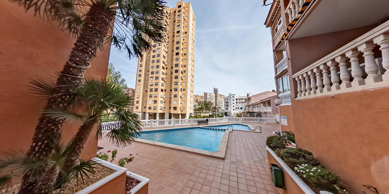 2 slaapkamer Appartement Te koop