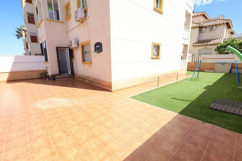 2 slaapkamer Appartement Te koop