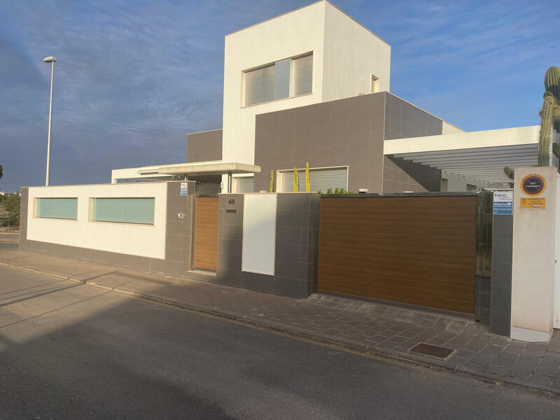 3 Schlafzimmer Villa zu verkaufen