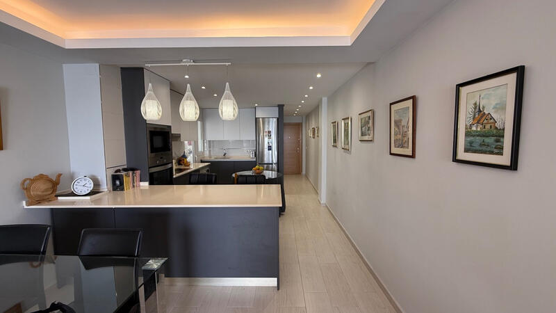 Lejlighed til salg i Torrevieja, Alicante