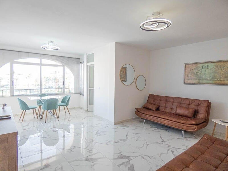 1 Cuarto Apartamento en venta