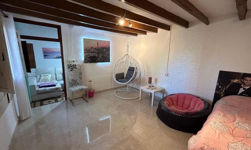 6 bedroom Country House for sale