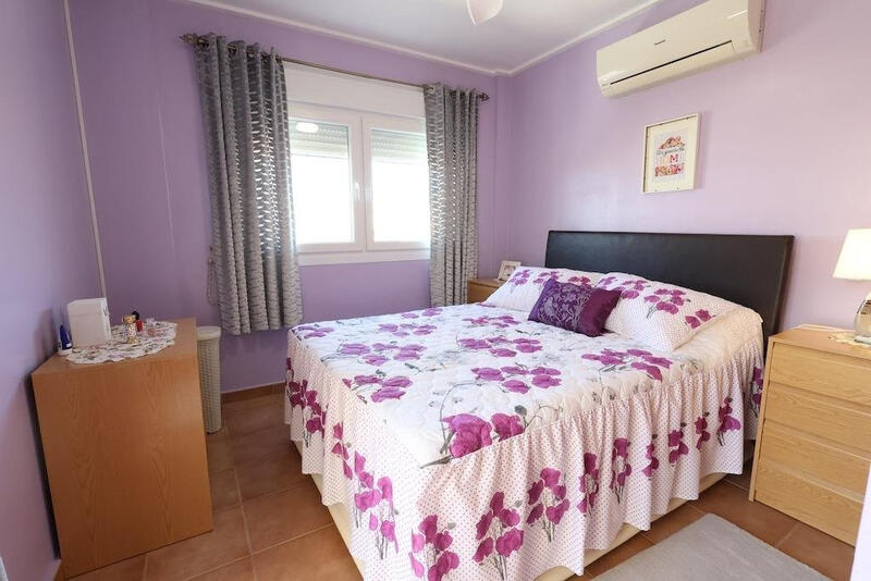 4 Cuarto Villa en venta