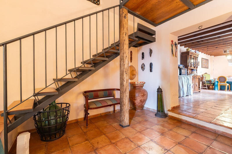 8 Cuarto Adosado en venta