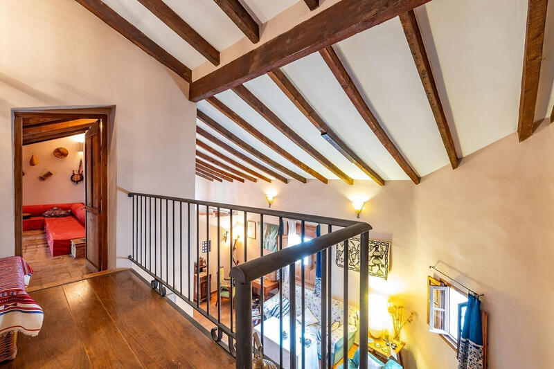 8 Cuarto Adosado en venta