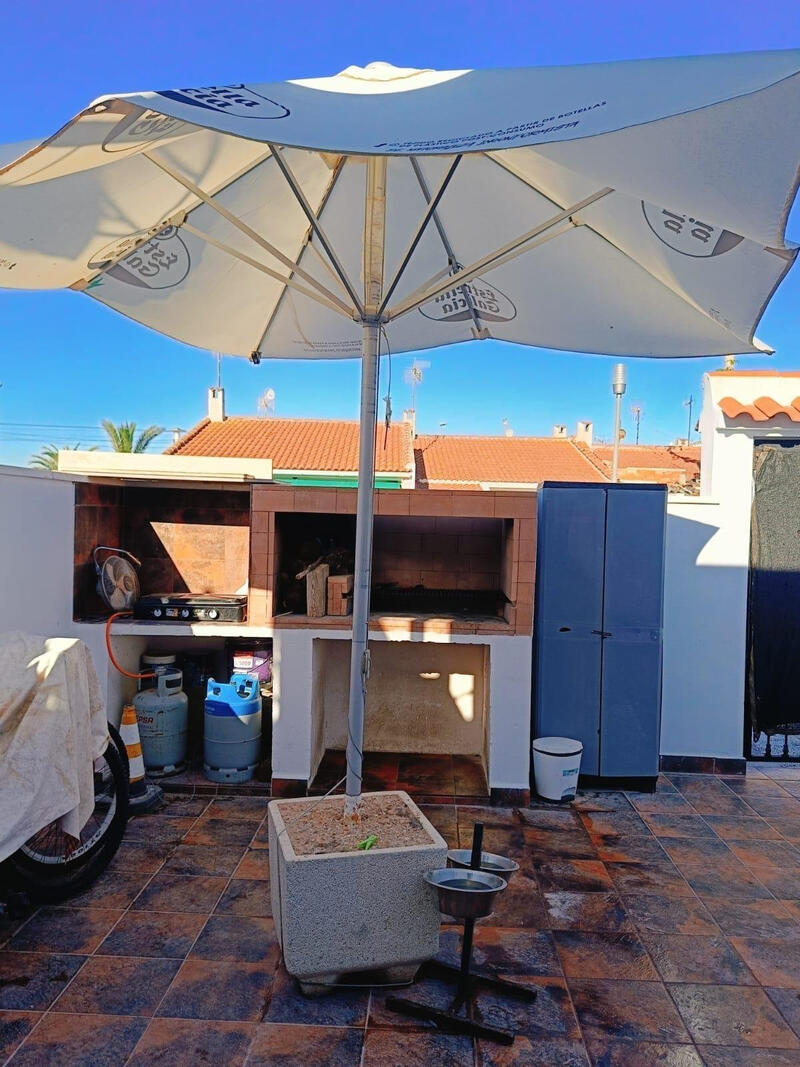Rekkehus til salgs i Torrevieja, Alicante
