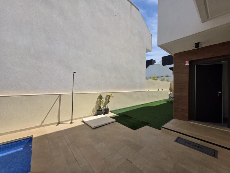 3 Cuarto Villa en venta