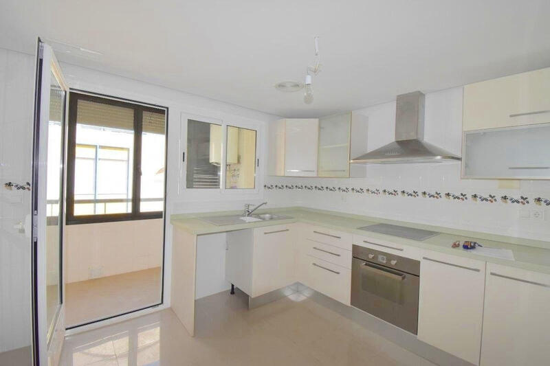 3 slaapkamer Appartement Te koop