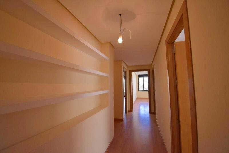 3 slaapkamer Appartement Te koop