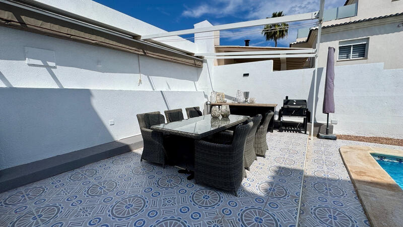 4 Schlafzimmer Villa zu verkaufen