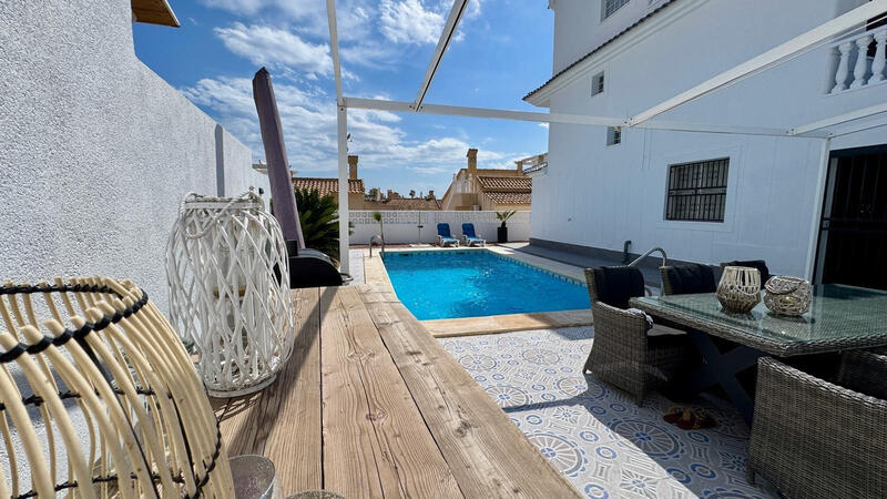 4 Schlafzimmer Villa zu verkaufen