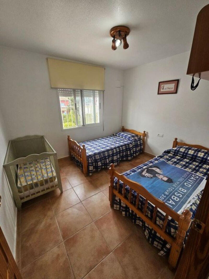 5 bedroom Townhouse for sale