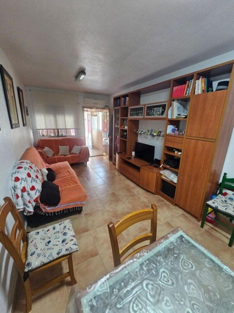 5 bedroom Townhouse for sale