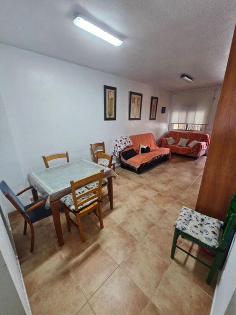 5 bedroom Townhouse for sale