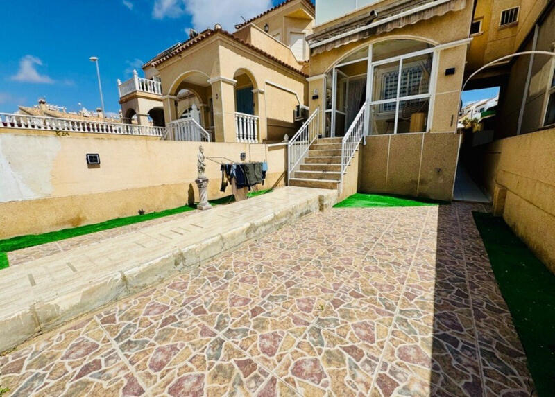 городская тюрьма продается в Los Altos, Alicante