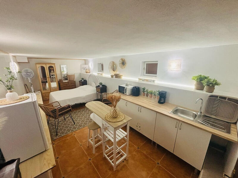 3 bedroom Townhouse for sale