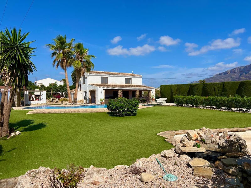 Villa til salgs i Javea, Alicante