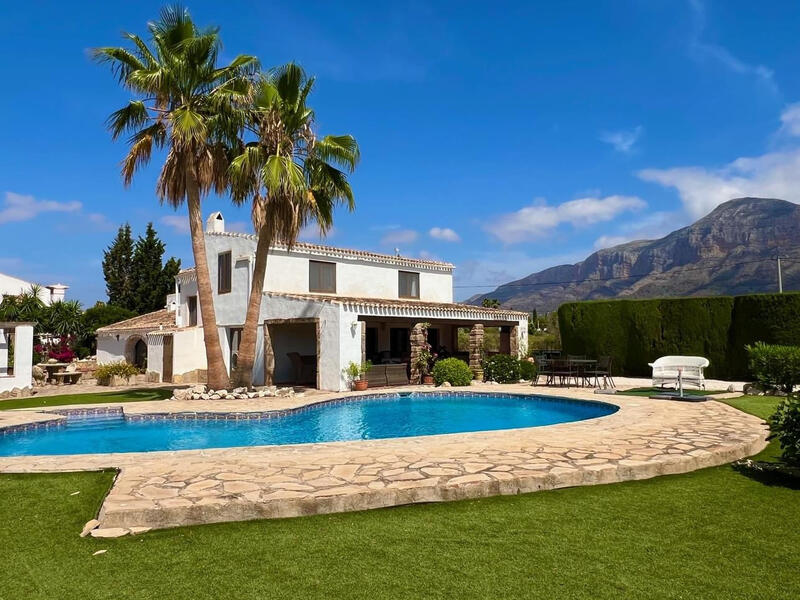 5 Cuarto Villa en venta