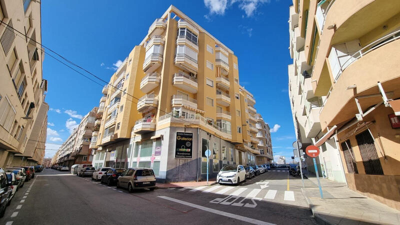 Apartment for sale in Torrevieja, Alicante