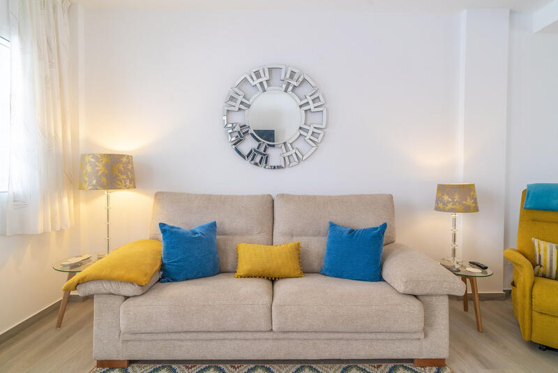 4 slaapkamer Gezinswoning Te koop