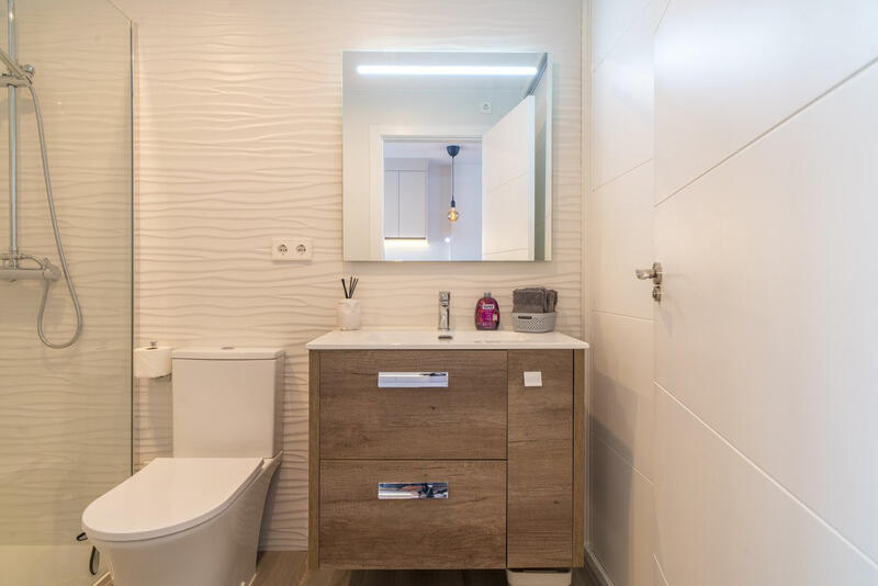4 slaapkamer Gezinswoning Te koop