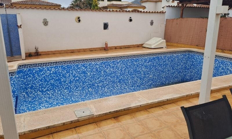 3 Cuarto Villa en venta