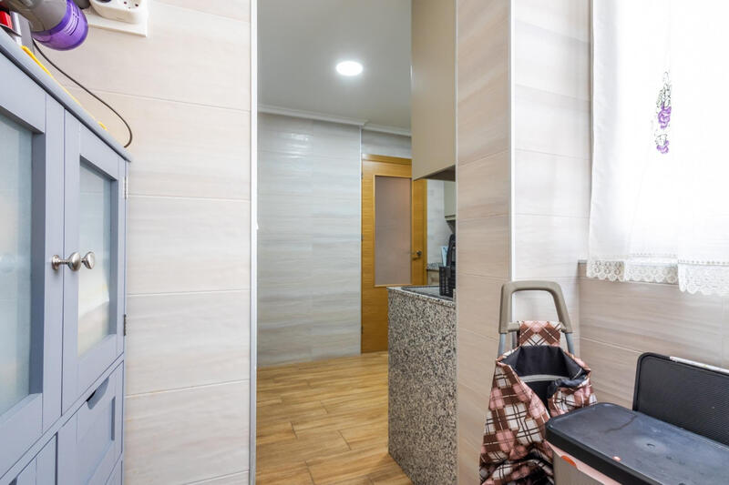 3 bedroom Apartment for sale